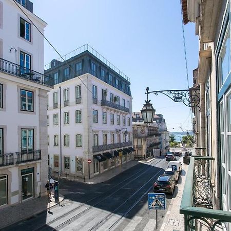 Chiado 4-Bedroom Flat Lisbon Exterior photo