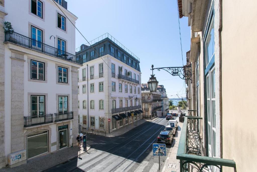 Chiado 4-Bedroom Flat Lisbon Exterior photo