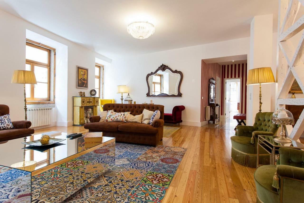 Chiado 4-Bedroom Flat Lisbon Exterior photo