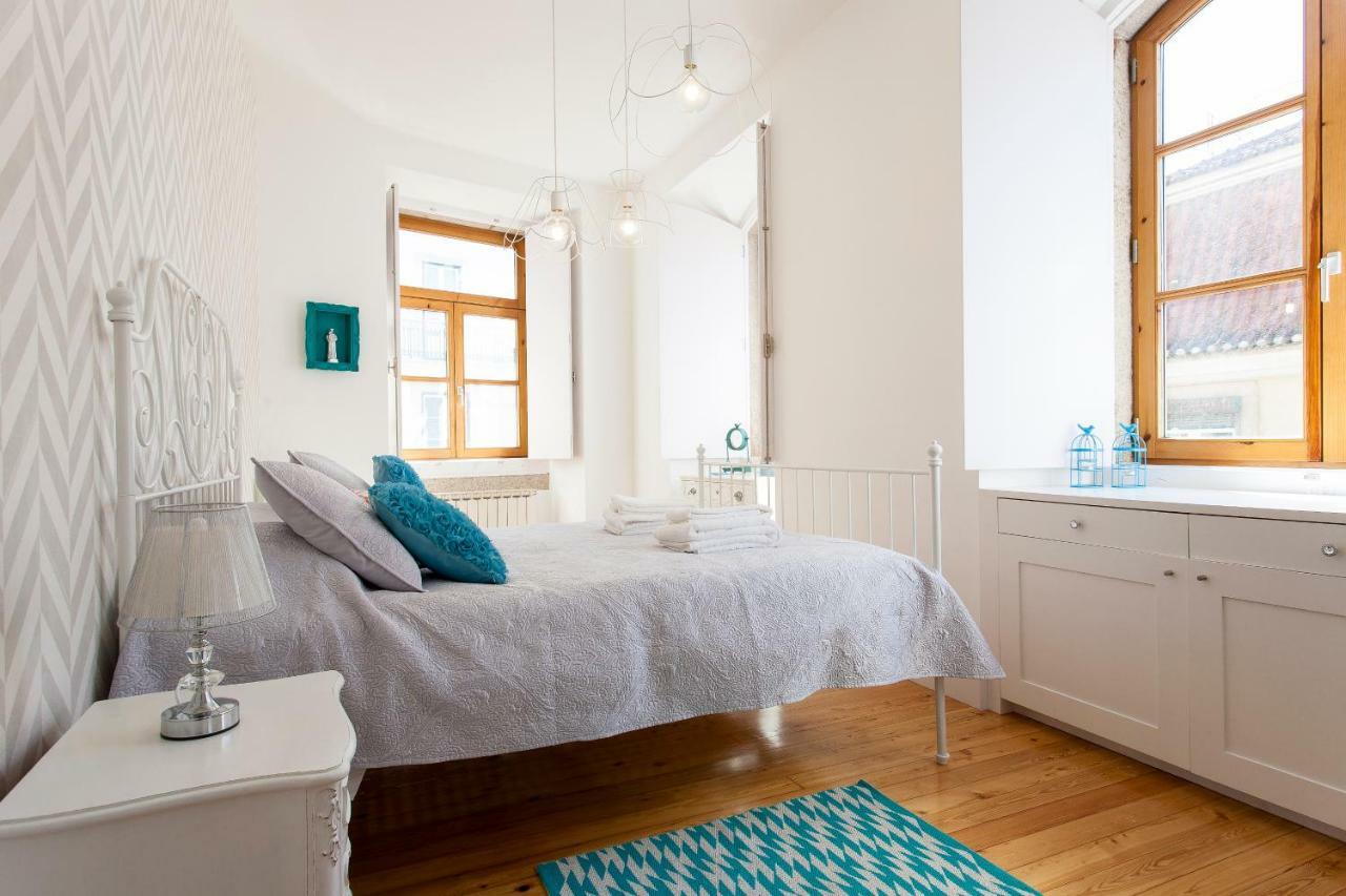 Chiado 4-Bedroom Flat Lisbon Exterior photo