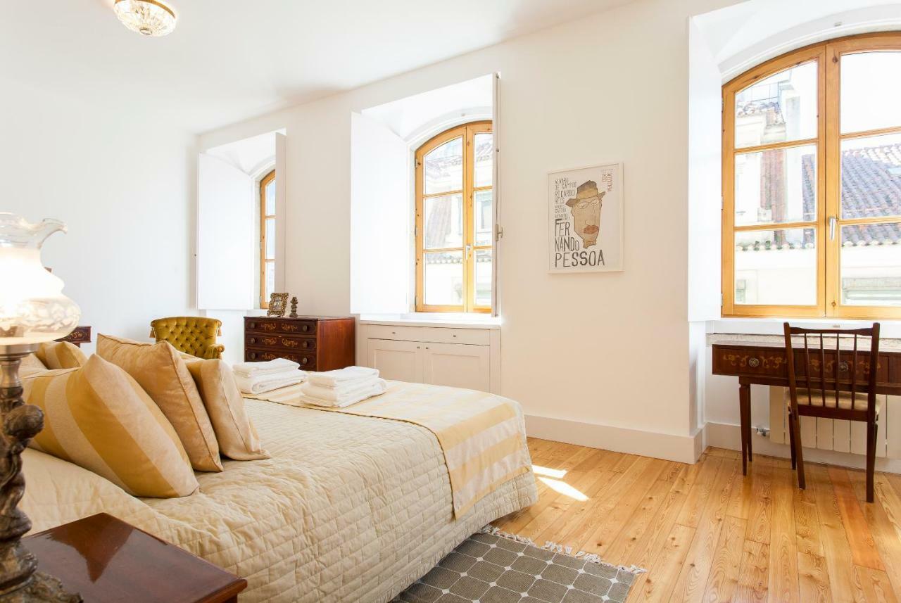 Chiado 4-Bedroom Flat Lisbon Exterior photo